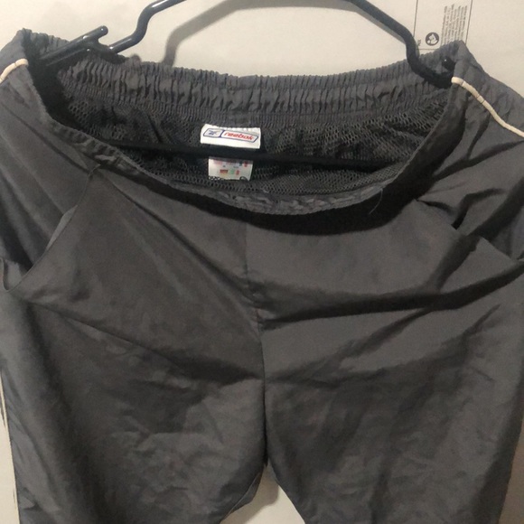 GRAY(SMALL) REEBOK SWEATPANTS - Picture 3 of 4